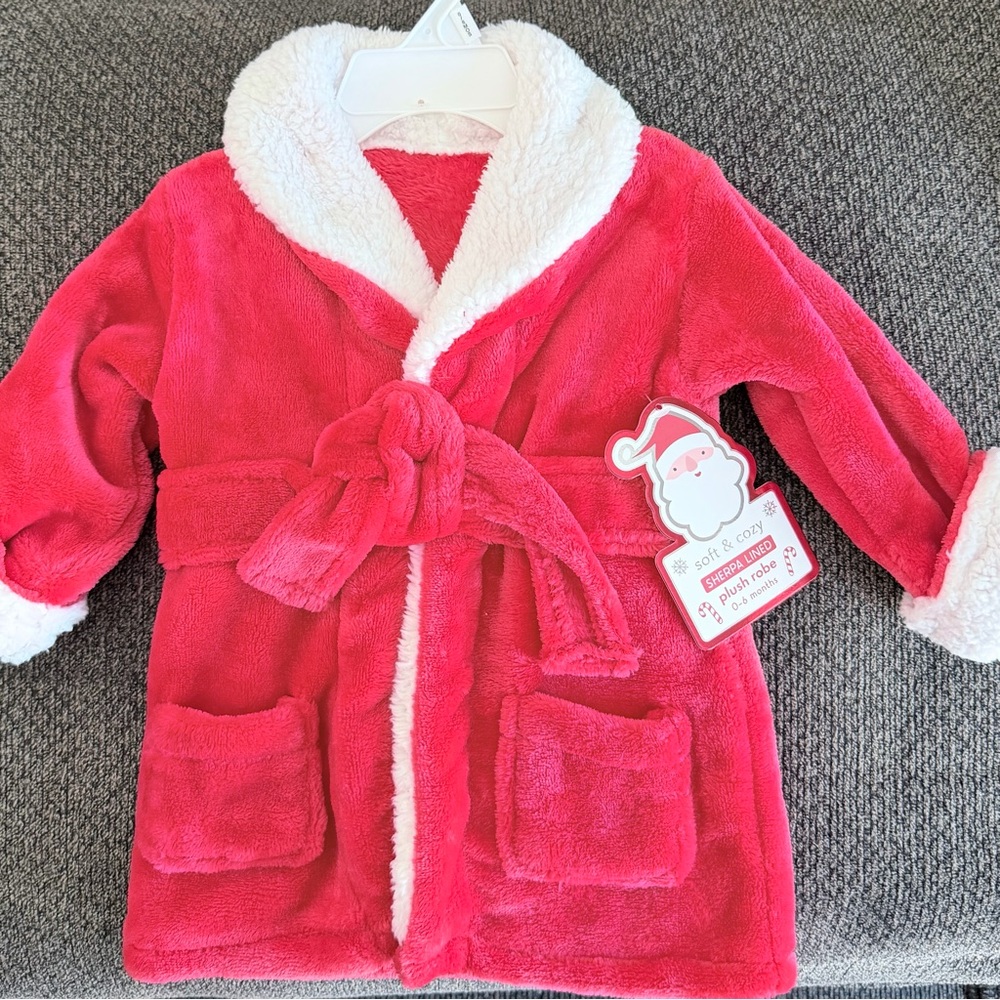 Soft and cozy Sherpa lined plush robe baby size 0-6 months